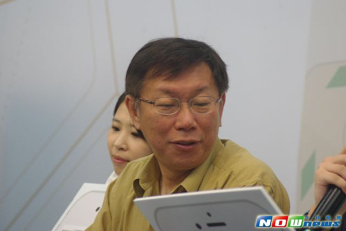 柯文哲遭连胜文幕僚提告回应称不要理其讲的话