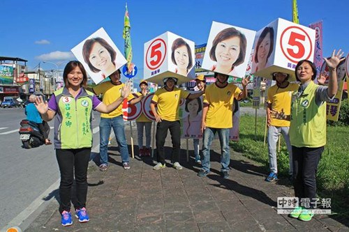 ��ѡ��ѡ�ٳ����д���������ͷñ��������ͼ��