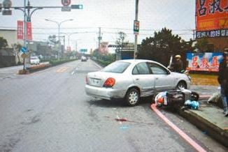 ���ӳ�������Ů��Ը��150����̨����ѧ�����Ǯ