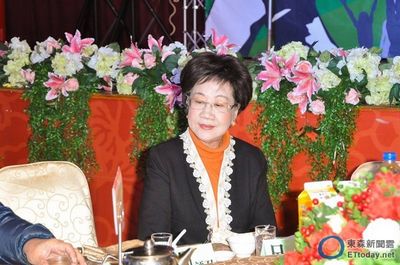 吕秀莲欲绝食要挟台当局释放陈水扁柯文哲:不主张