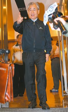 台湾新行政团队今上任:三难题待解关注两岸法案