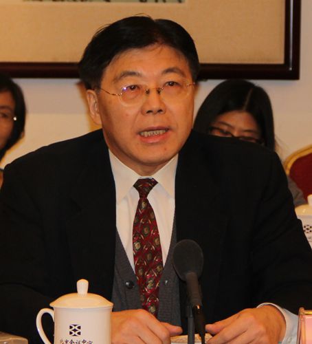 潘锡堂:未来两岸关系大方向不变会有一些困局