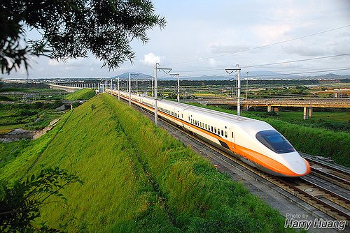 台湾高铁濒临破产缘何“红颜薄命”