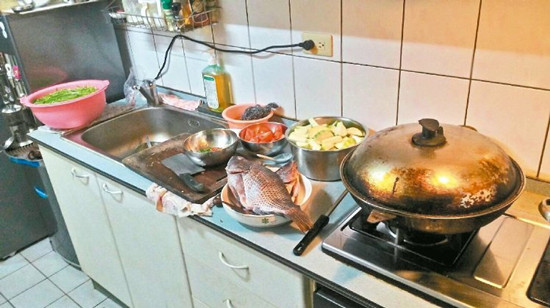 �Ŀ;۶���ĳ�����̫�óԾ����鼩Ҳ�������ˮ