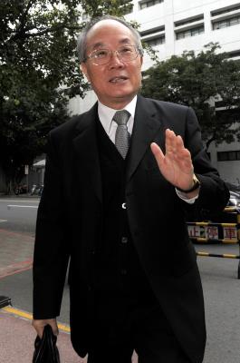 黄世铭被控泄密案法院判刑1年3个月定谳(图)
