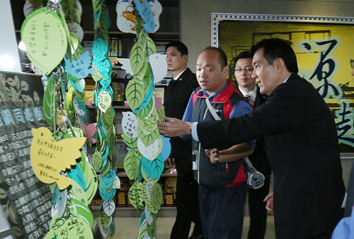 ��Ӣ�ţ�Ӧ������ְ�����С���ְ�Ϳ�ʼ