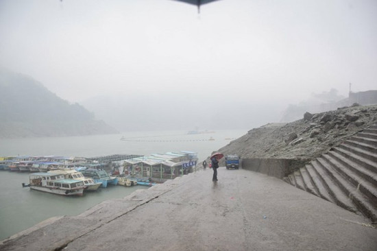 台湾石门水库实施人工增雨水位回升(图)