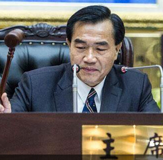 ̨���鳤��ȫ�̽��������ʾ���Ҳ��Ǻڽ�ͼ��