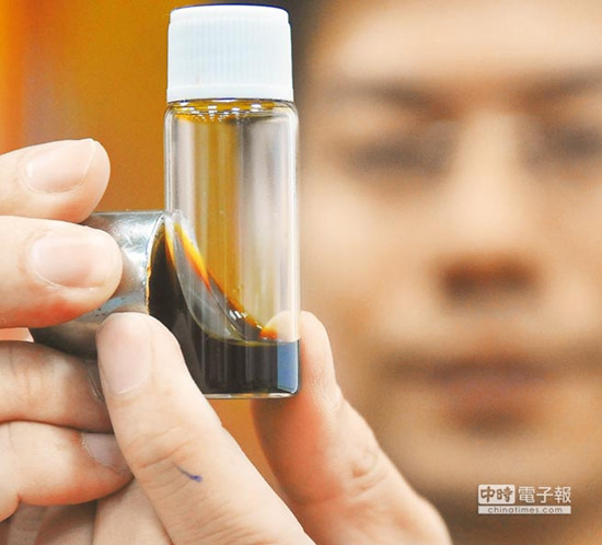 ̨��ҽѧ�¼�����һ��Ѫɸ�찢���ĺ�Ĭ����ͼ��