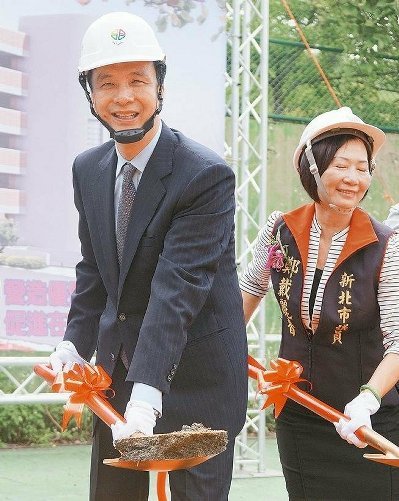 台媒:马英九曾当面“鼓励”朱立伦参选2016