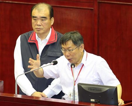台北市13名特警集体跳槽柯文哲:不知此事(图)