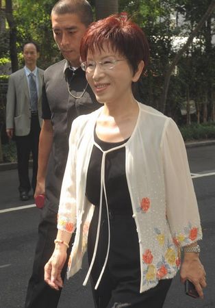 马英九夸赞有韧性洪秀柱最快明天拜会王金平