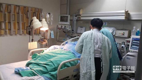 ̨�屬ը������������Ա�޷���ȴ�ĸ��Ժ��ι�