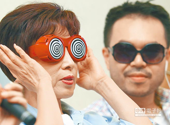 传民调没起色将劝退洪秀柱:谁说的请站出来