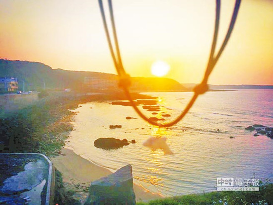 Ů��̨���������������Բδ�����Ը��ͼ��