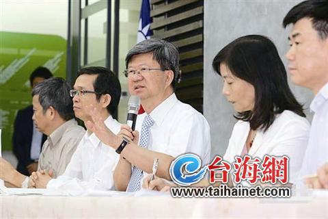 台官方对课纲争议定调新旧并行当地学者提出异议