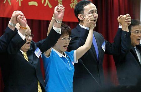 朱立伦松口表示不推辞任洪秀柱竞选总部主委(图)