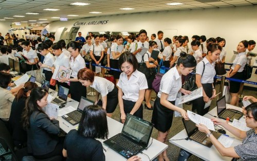 台湾专家称正妹起薪比较高升迁机会更多(图)