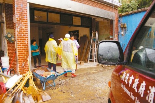 “天鹅”台风擦边过台湾新北市重灾区撤离2205人