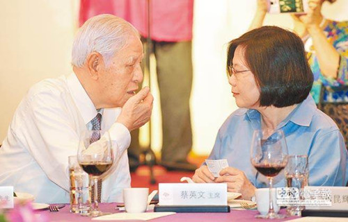 蔡英文媚日堪比李登辉曾拜托日本出面领导亚洲