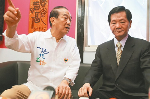 刘炳伟吁国亲合作拼“大选”宋楚瑜:我痴痴在等