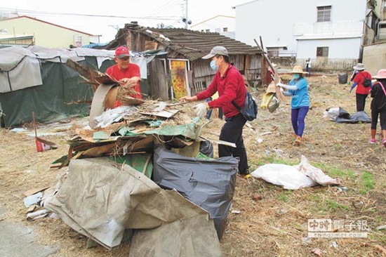 登革热疫情严峻“高手”进驻台南传授经验(图)