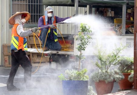 台风来袭适逢中秋大潮台湾登革热疫情恐“挡不住”