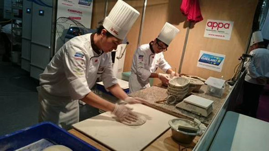 世界面包大赛台湾选手凭“牛魔王”夺冠(图)