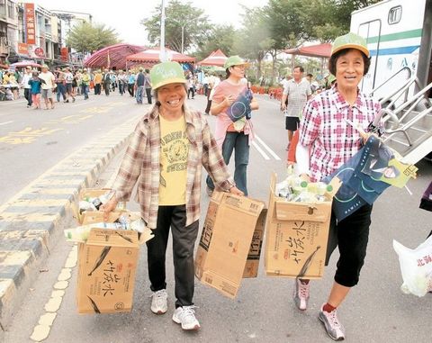 台湾选举另一面:造势垃圾遍地几家欢喜几家愁