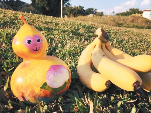 台北灯节主灯“丑”到走红官方拟推“福禄猴贴纸”