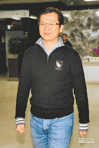 马英九前幕僚怒呛蔡英文:敢动“国父”就跟你没完