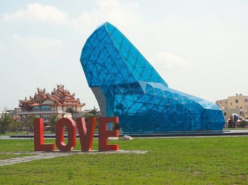 ����߸�Ь���������ѵ������ο����÷�ɣ�ͼ��