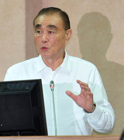 台当局:防务部门负责人不下台须扫除台军积习