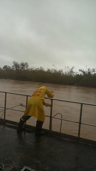 ����Ϯ��̨�嶫���ǻ�¡�����5��ס����ȱˮ