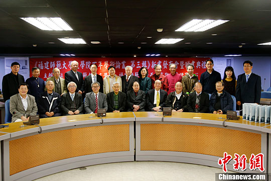 ������У��̨���Ľ̻�������ѧ������