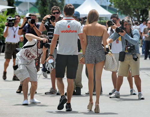 ��̳������£�л�����˳�ģC��Ů�Ѿ�����ͼ����5��