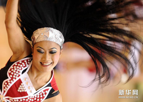 ���������赸�������ˡ�Ψ����Ů�ڷ�Ʈ�ݣ�ͼ��