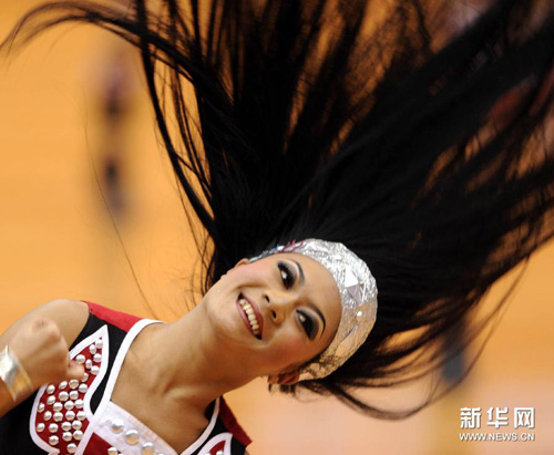 ���������赸�������ˡ�Ψ����Ů�ڷ�Ʈ�ݣ�ͼ����7��