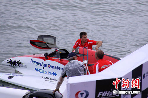 �й�����F1Ħ��ͧ����������ǰ������ͼ����2��