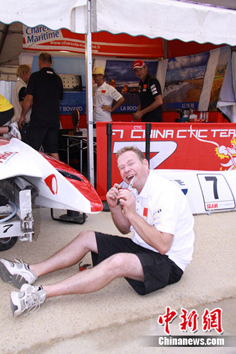 �й�����F1Ħ��ͧ����������ǰ������ͼ����14��