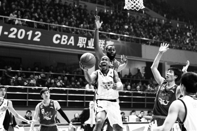 CBA:北京胜上海锁定常规赛第二创队史最佳