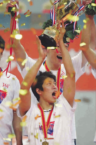 “十冠王”上海男排未来堪忧老将退役谁来打天下