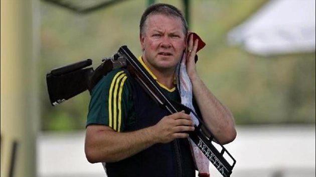 澳射手夫妻被禁同住夫称因异性恋受歧视(图)