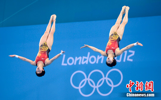 中国姊妹花折桂女子双人十米台摘中国第十金
