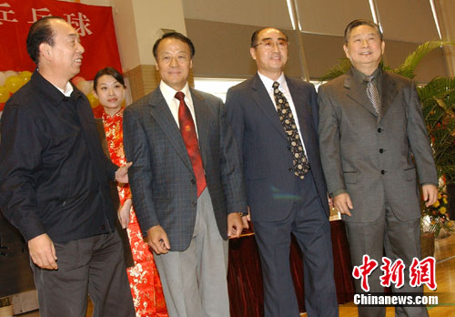 庄则栋病情转好坚持锻炼前队友打电话关心慰问