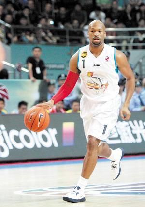 福建外援爱抢戏NBA跑龙套期间曾绝杀过詹姆斯