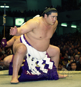 日本前相扑横纲大鹏去世享年72岁曾32次夺冠
