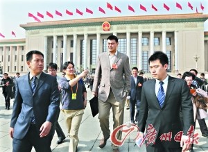 姚明文章上《人民日报》:想得到尊重就要更强