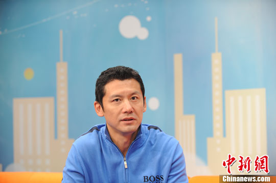 杨晨仍关注德甲最爱多特直言“大黄蜂”打法先进