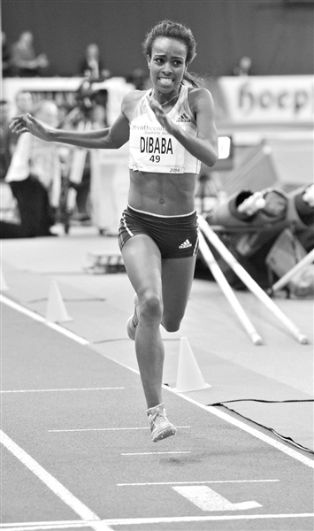 小迪巴巴以3分55秒17改写女子1500米室内世界纪录